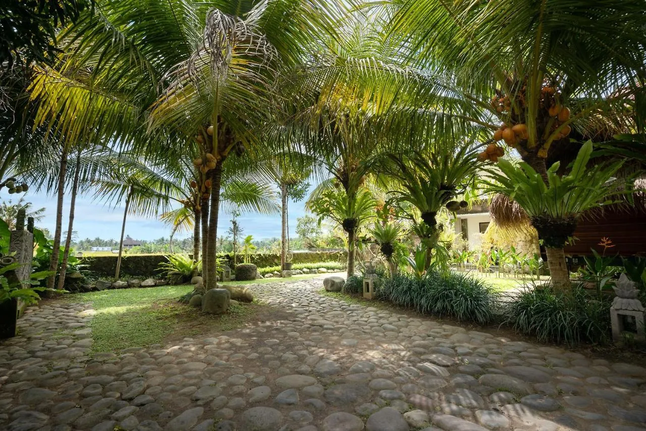 Prabhu Ubud Villa Indonesia